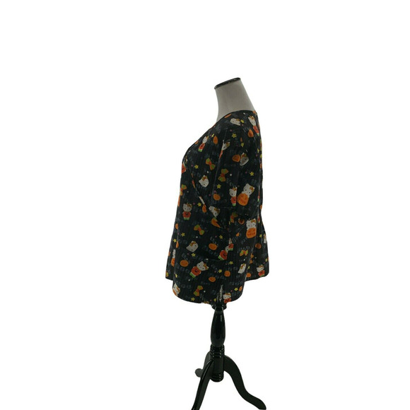 Hello Kitty By Sanrio Top Womens Size XL Short Sleeve Halloween Themed Scrub Top - Picture 5 of 10